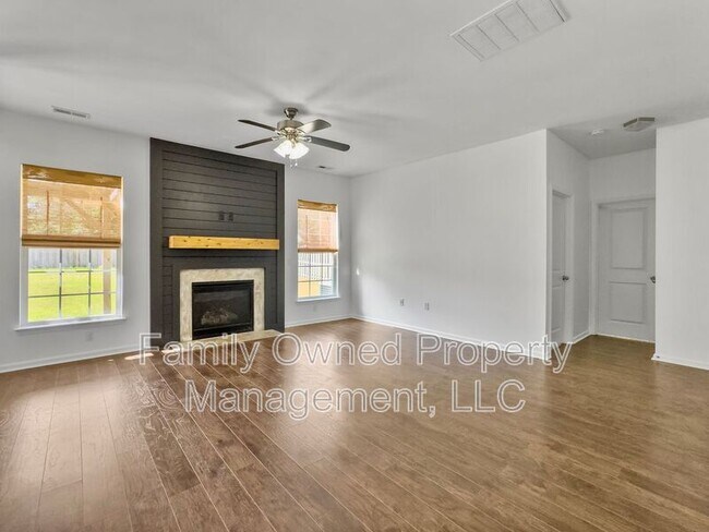 Building Photo - 1054 Whitlow Blvd