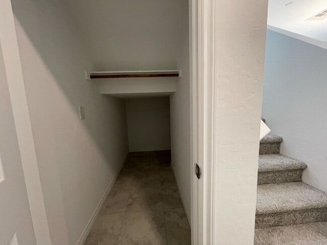 Building Photo - GATED 3 BED 2.5 BATH 2 CAR GARAGE + LOFT IN NORTH LAS VEGAS