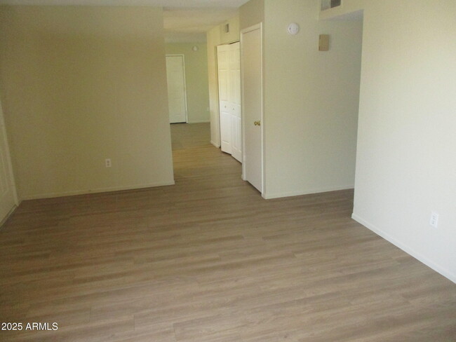 Building Photo - 6133 S College Ave