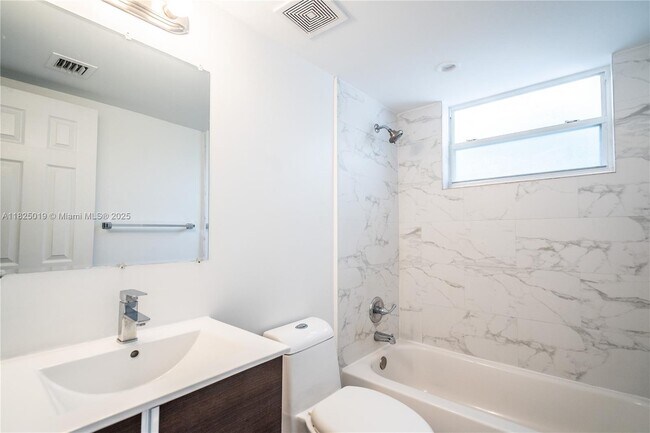 Building Photo - 465 NE 59th St