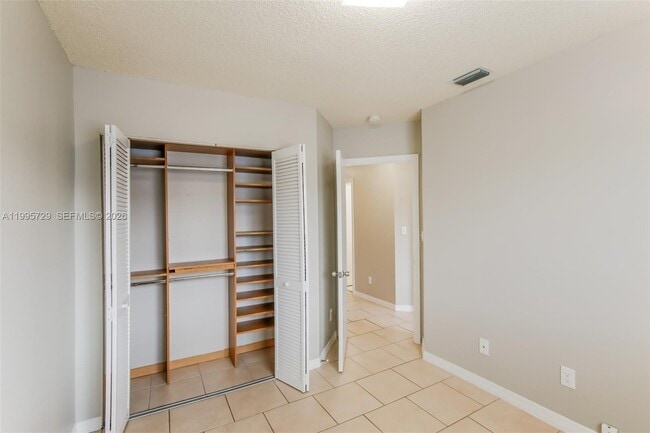 Building Photo - 13921 SW 173rd Terrace