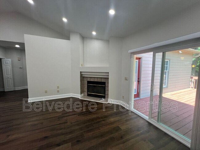 Building Photo - 6409 Spyglass Dr