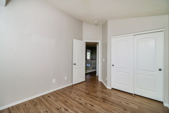 Building Photo - 44852 W Woody Rd