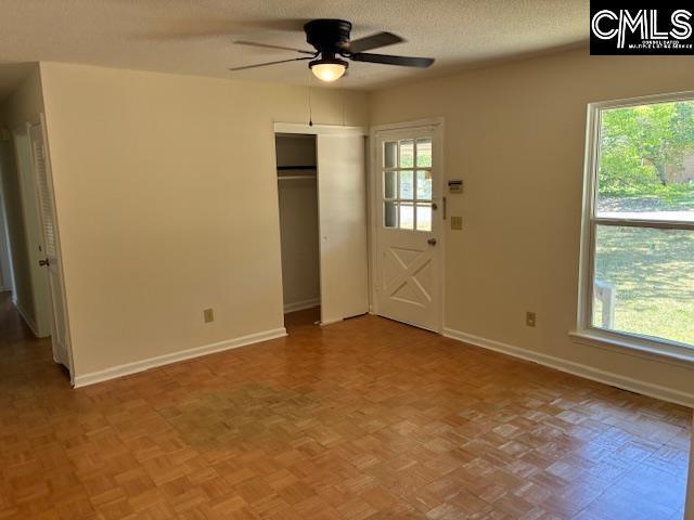 Building Photo - 165 Vanarsdale Dr