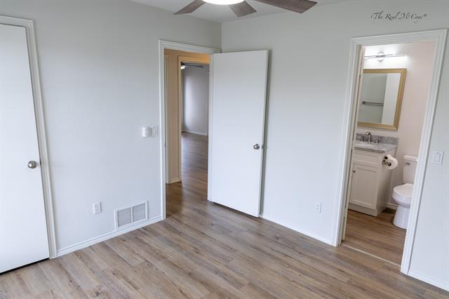 Building Photo - 2116 Teakwood Ln