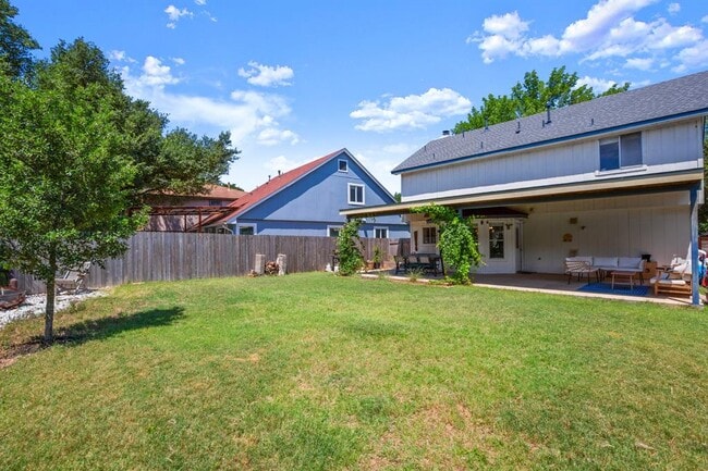 Building Photo - 8715 Dandelion Trail