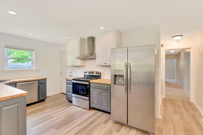 Building Photo - 4107 Cherryton Dr
