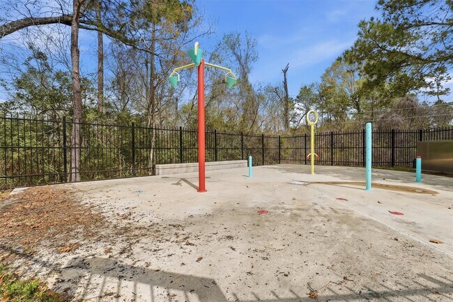 Building Photo - 16810 Deck Ct