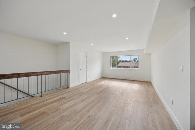 Building Photo - 510 Bradley Ct
