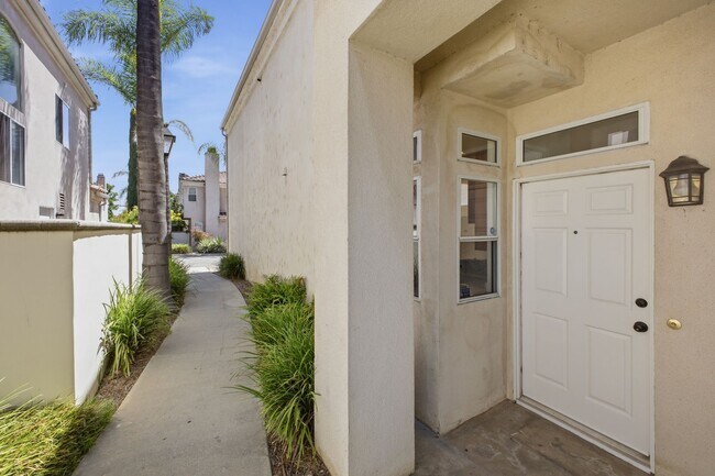 Building Photo - Stylish 3-Bedroom Home with Mountain Views & Attached 2-Car Garage
