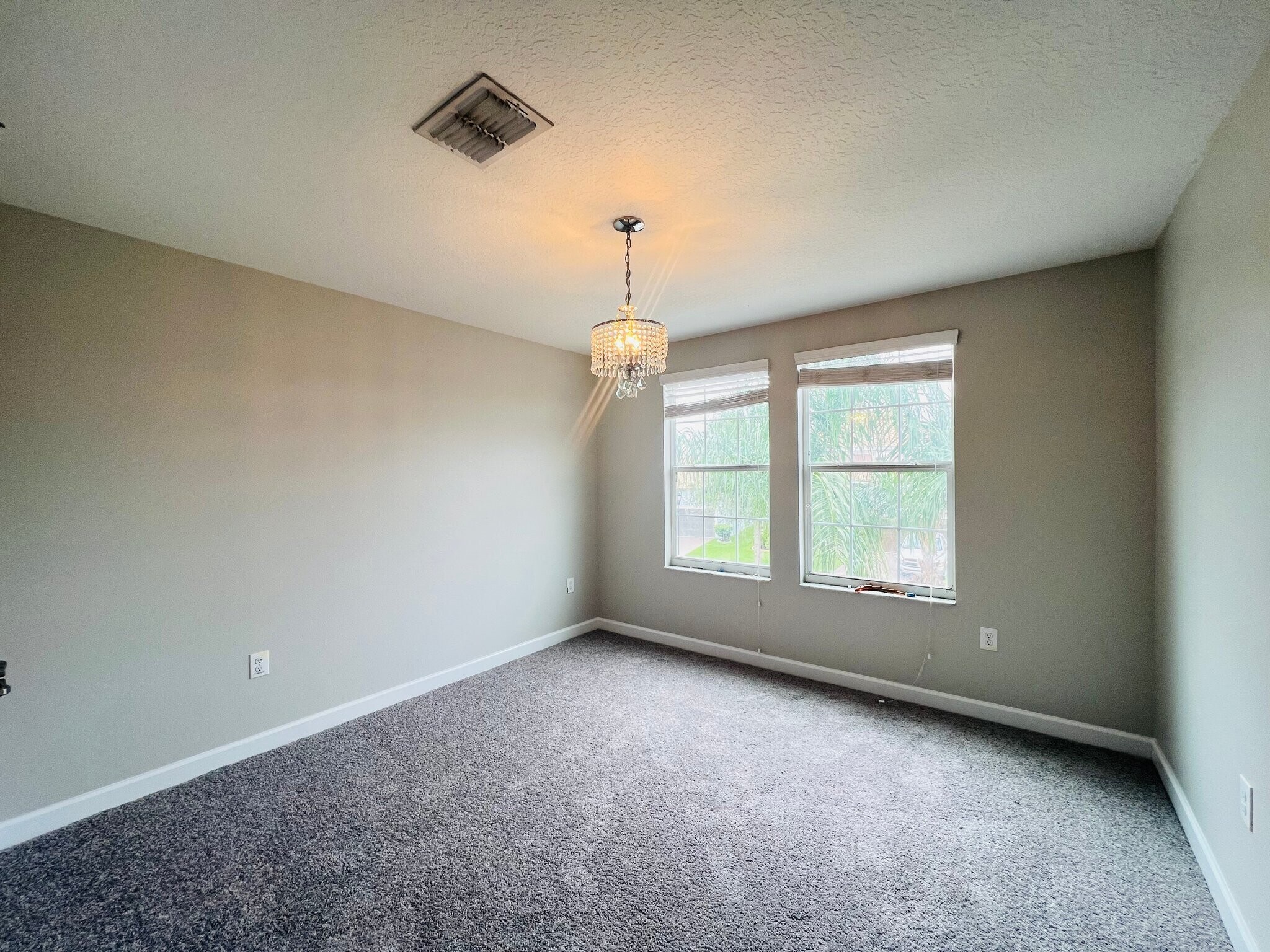 Building Photo - 13149 Green Violet Dr