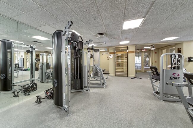 Building Photo - Meridian - Fully Furnished Luxury Condo w/Tennis Court & Main Pool Views.