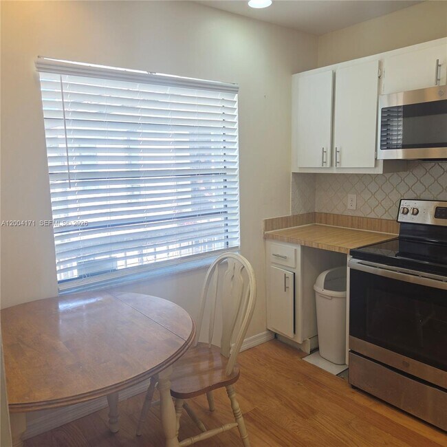 Building Photo - 21810 Cypress Cir