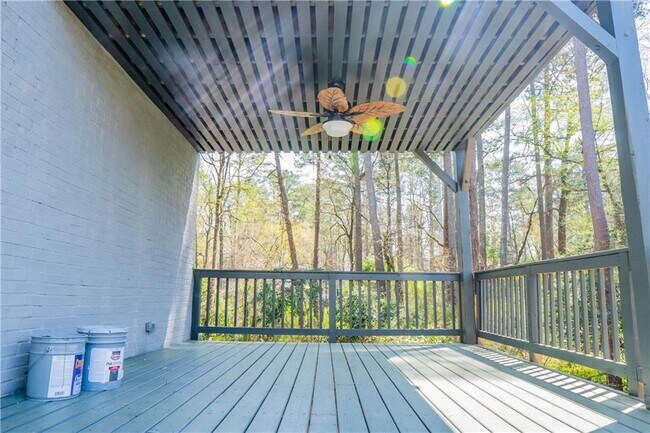 Building Photo - 1433 Merriman Ln NE