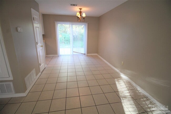 Building Photo - 5719 Cacica St