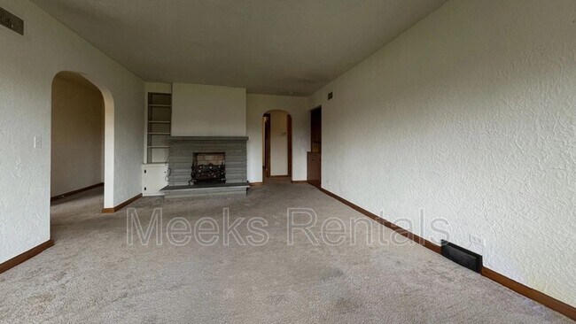 Building Photo - 3415 Teays Valley Road