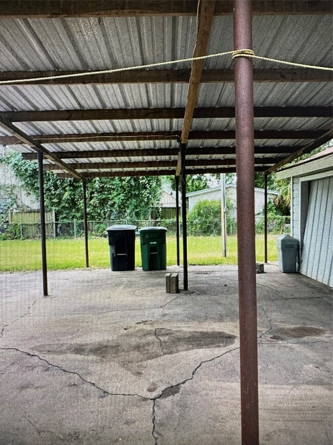 Building Photo - 8921 Ramin Dr