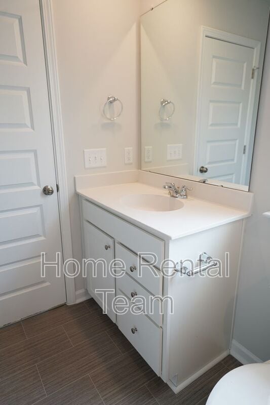 Building Photo - 111 Saltgrass Ln