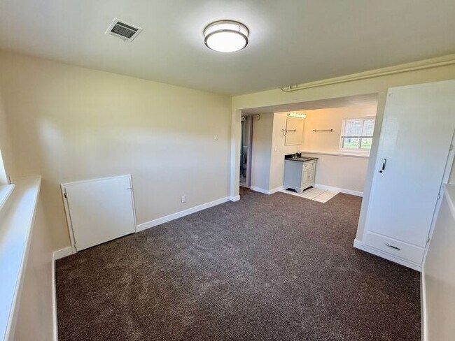 Building Photo - Great 3 bed 2 bath in North Fort Collins. ...