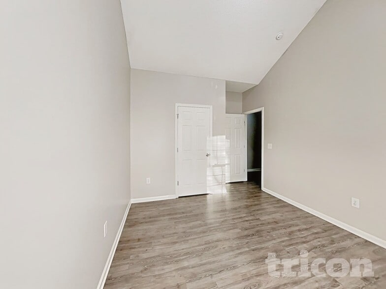 Building Photo - 871 Anchor Way NE