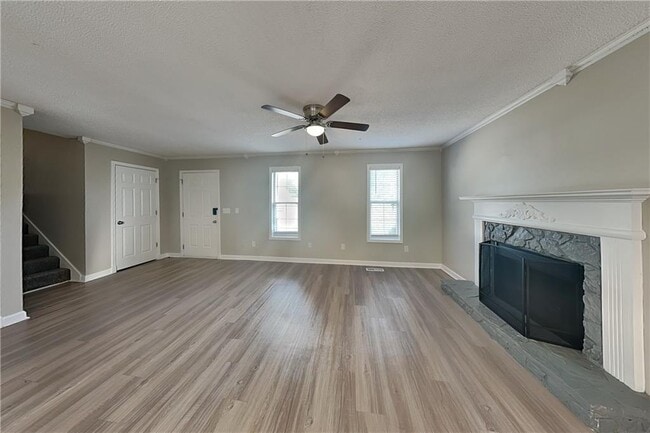 Building Photo - 102 Ashford Dr