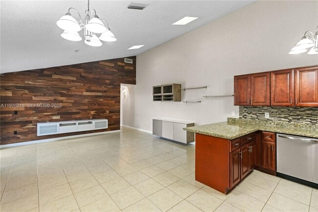 Building Photo - 9568 Boca Gardens Pkwy