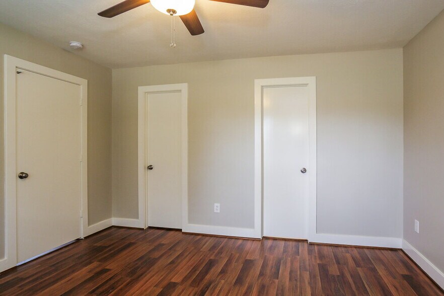 Building Photo - 9711 Farrell Dr