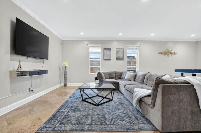 Building Photo - 2423 NE 202nd St