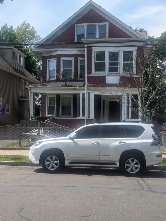 Building Photo - 116 Sheffield Ave