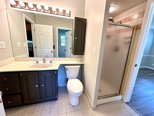 Building Photo - 6530 Pine Cone Dr