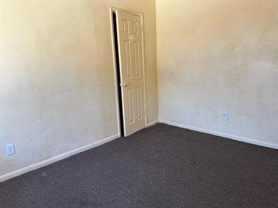 Building Photo - Comfortable 3-Bedroom Rental with Stylish Laminate Flooring