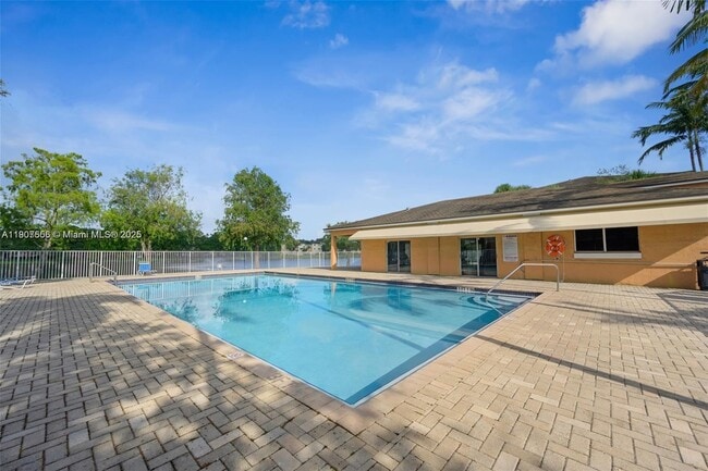 Building Photo - 3610 N 56th Ave