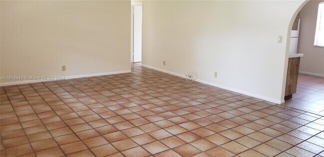 Building Photo - 2526 Taylor St