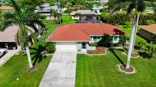 Building Photo - You will LOVE the beauty of this newly remodeled 3/2/2 pool home!