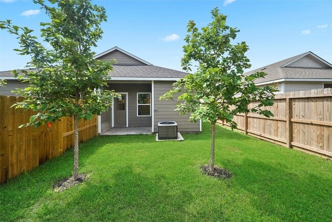 Building Photo - 414 Avenue H