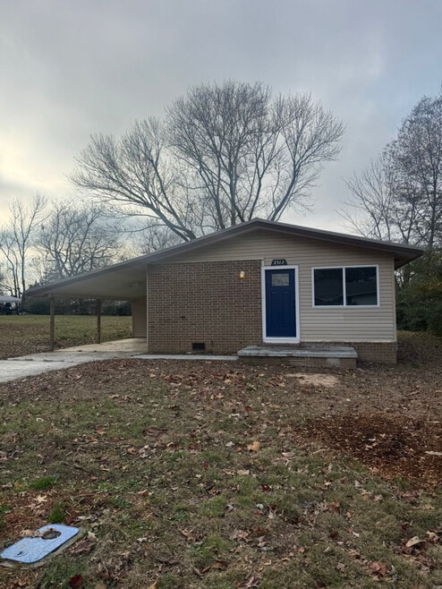 Building Photo - 2312 E Smokey Ridge