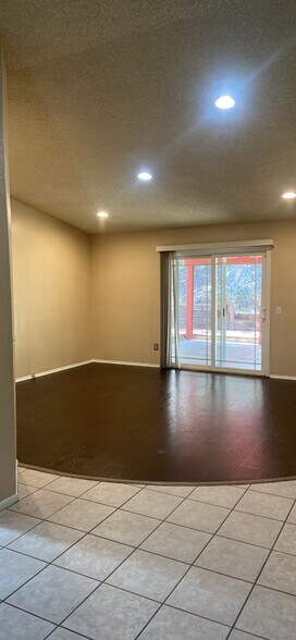 Building Photo - 14639 Appian Way