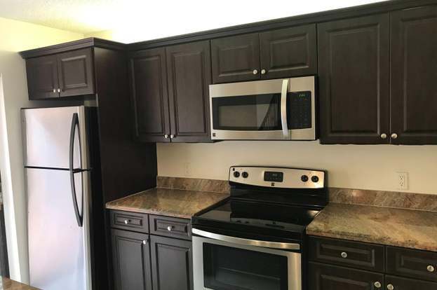 Building Photo - 233 Charter Way