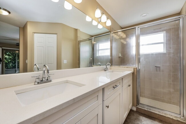 Building Photo - 4807 Weasel Dr