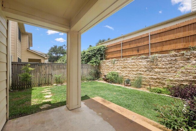 Building Photo - 7500 Shadowridge Run