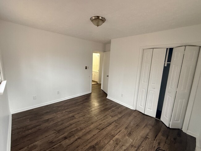 Building Photo - 183 Loch Ln