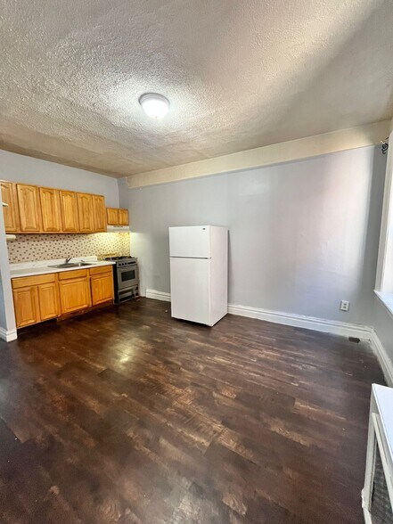 326 Summit Ave 306 - 333 Summit Ave