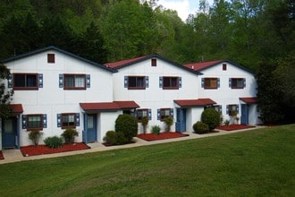 Building Photo - Deer Field Apartments