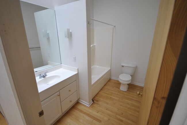 Building Photo - 617 E Liberty St