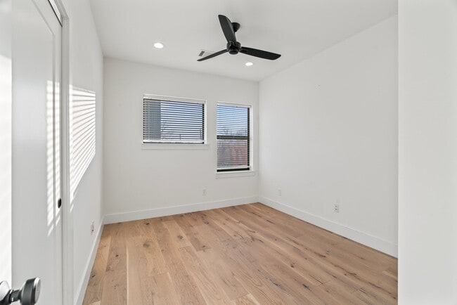 Building Photo - 3802 Commerce St