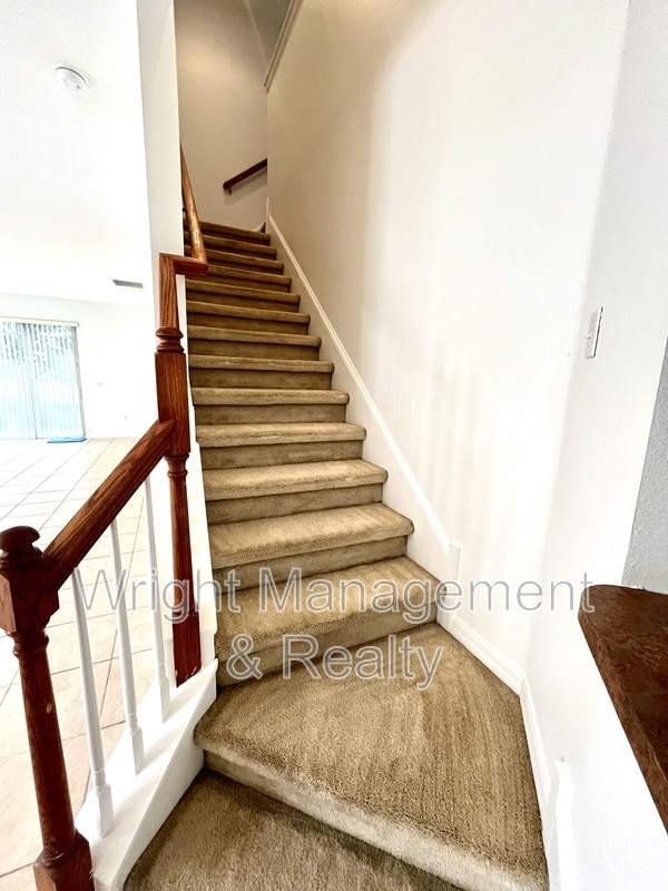 Building Photo - 15902 Cedar Elm Terrace