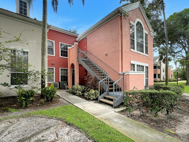 Building Photo - 1011 Crystal Way