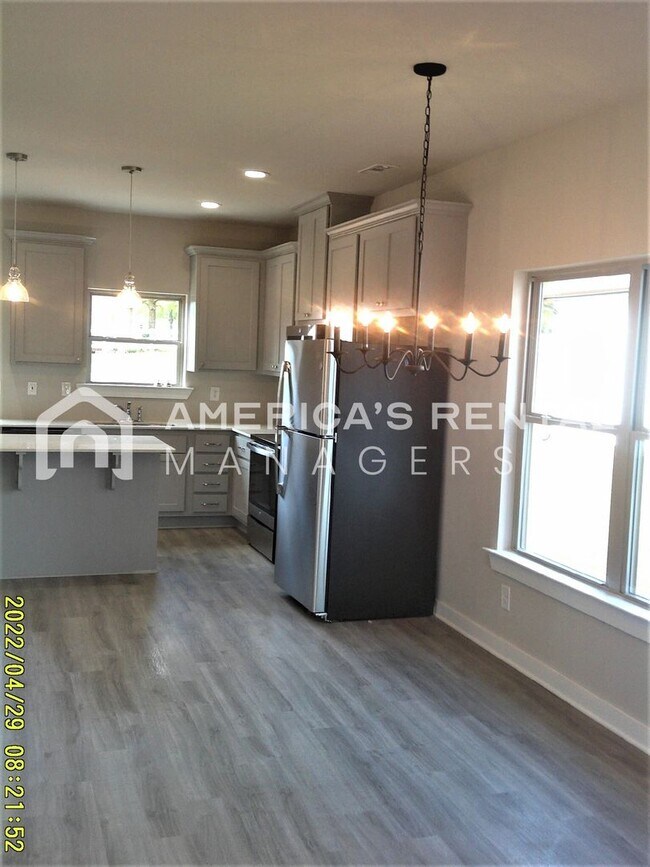 Building Photo - Spacious Home for Rent in Meridianville, AL... COMING SOON!