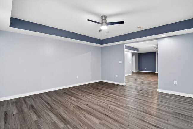 Building Photo - 11304 Cox Ave