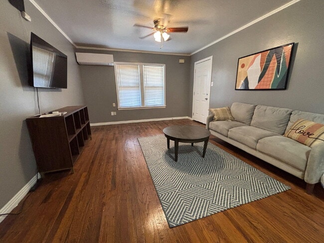 Building Photo - 1808 14th St